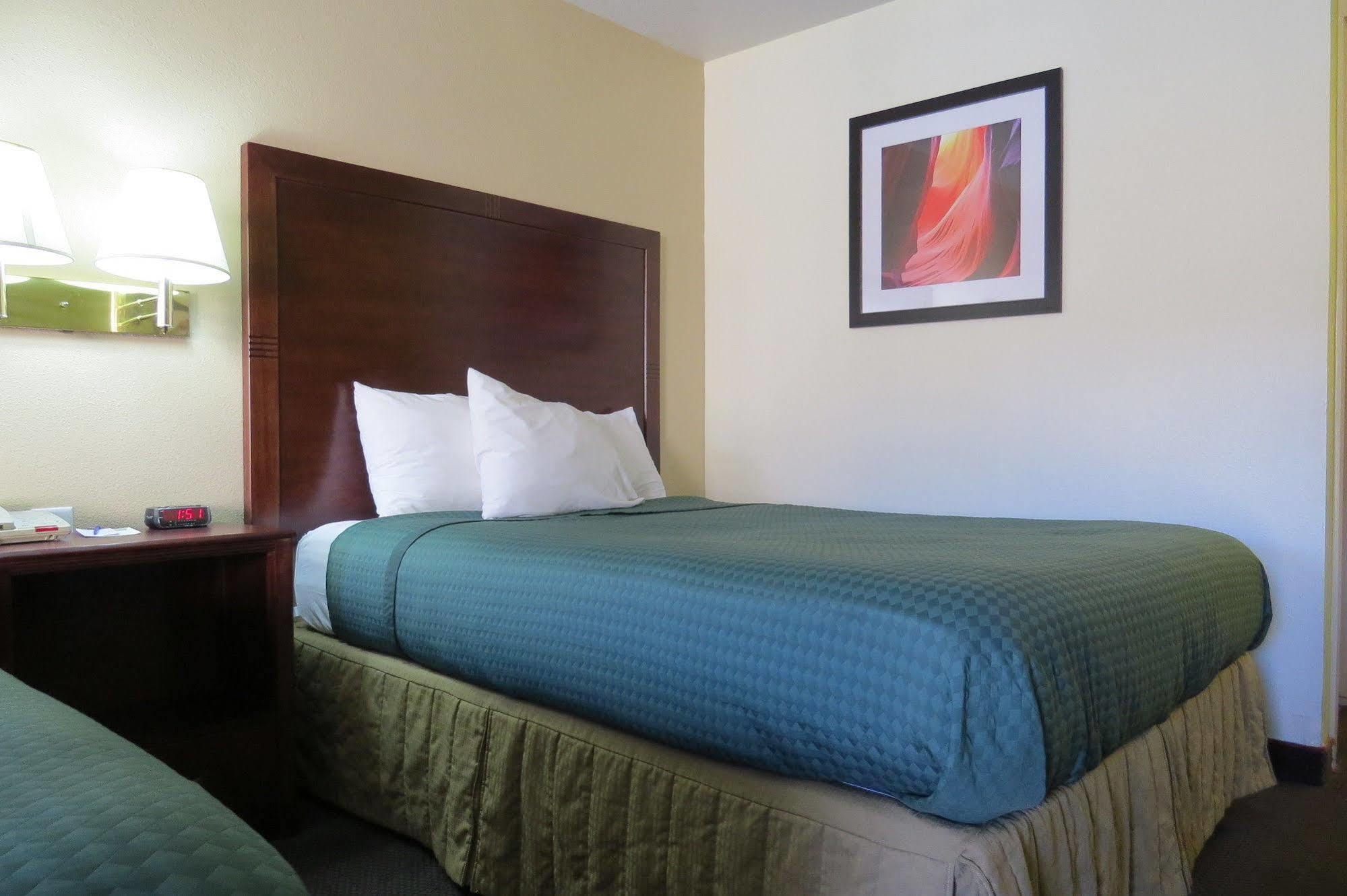 America'S Best Inn & Suites Saint George Extérieur photo